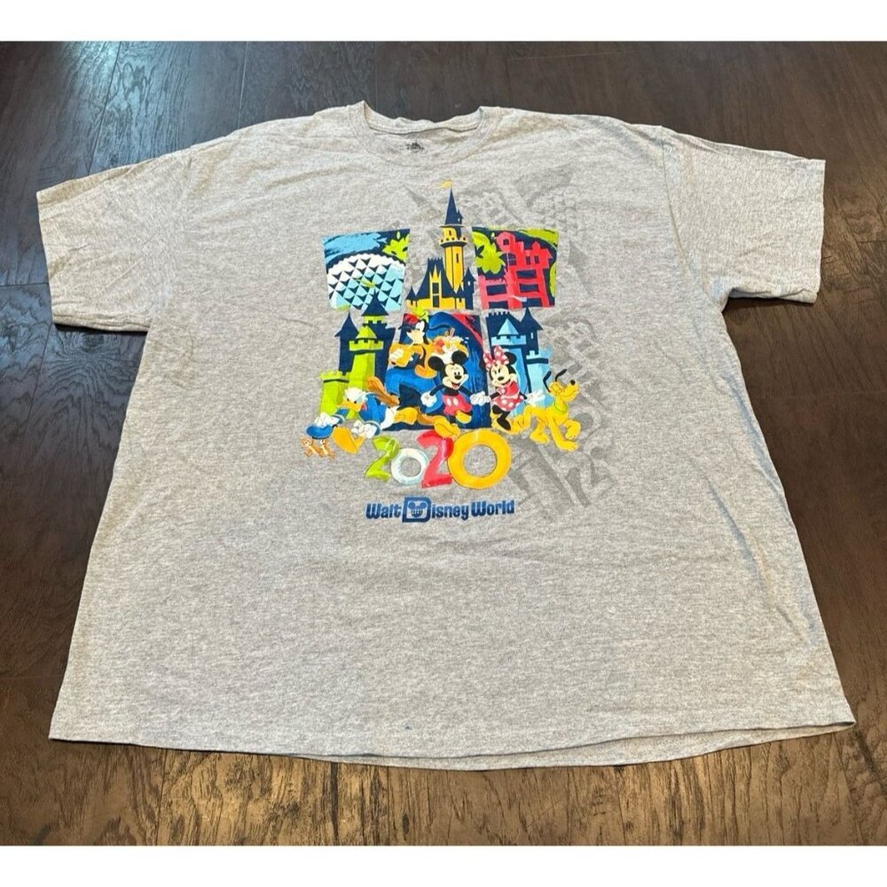 Walt Disney World Mickey and Friends 2020 Castle Shirt Size Adult xxl